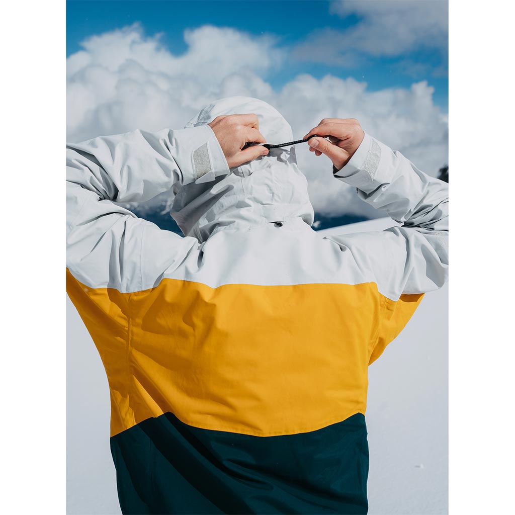 Burton 2025 AK Swash Gore-Tex Jacket - Gray Cloud/Golden Rod/Deep Emerald