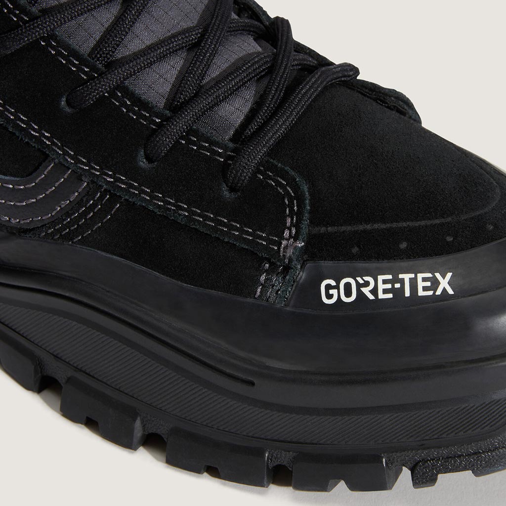 Vans MTE Sk8-Hi Gore-Tex Boots - Black/Black