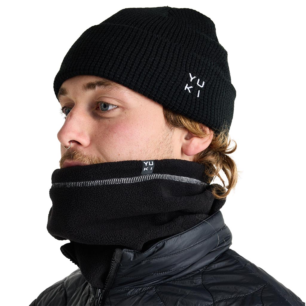 Yuki Threads Neck Doona - Black