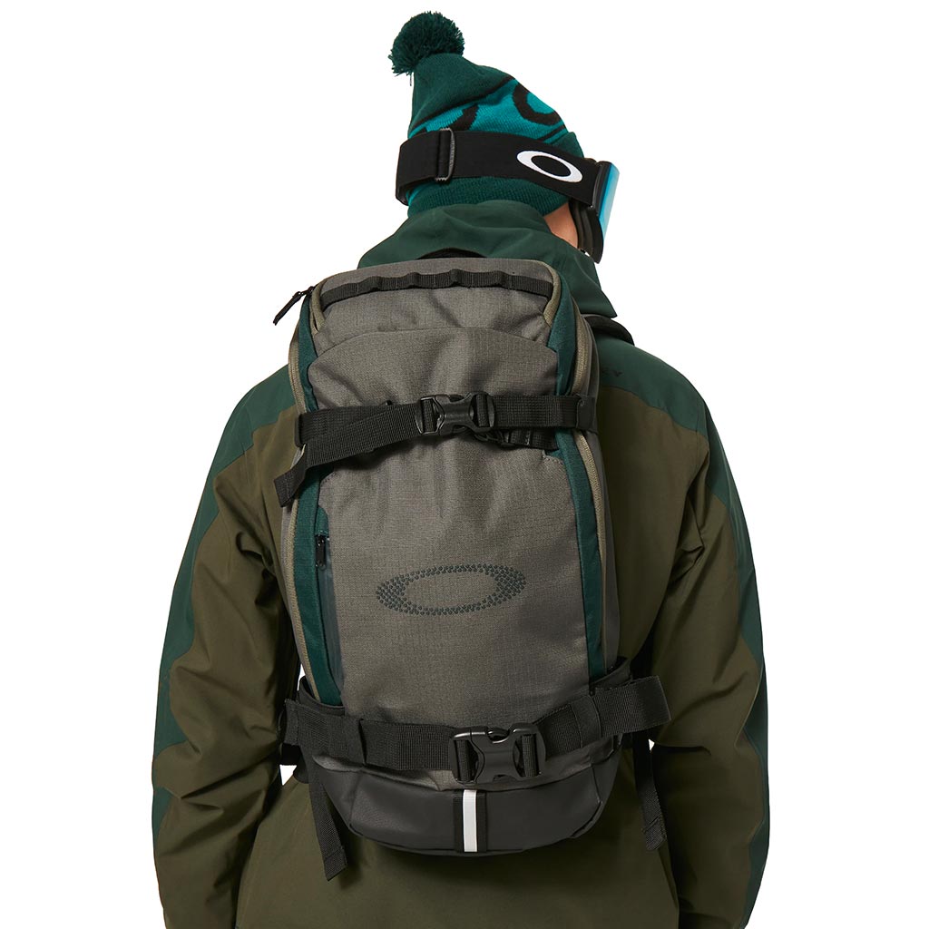 Oakley Peak RC 18L Backpack - New Dark Brush